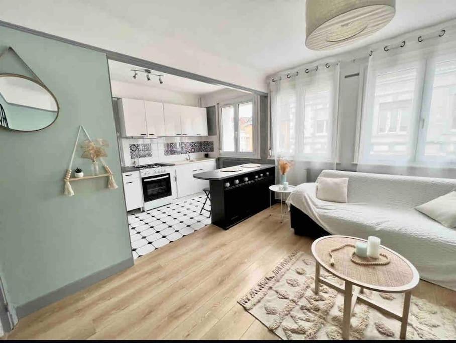 Apartamento Le Cosy Calais Exterior foto